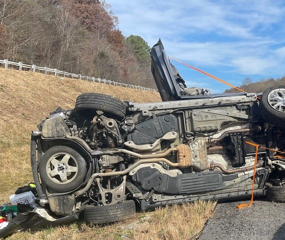 Tennessee First Responders Use Combi Tool to Rescue Trapped Driver